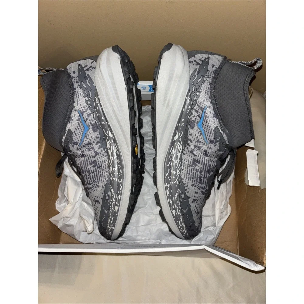 Hoka One One new only